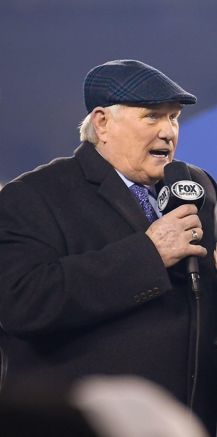 Reviewers, Former Colleagues Praise Glenn Sheeley’s Career Memoir