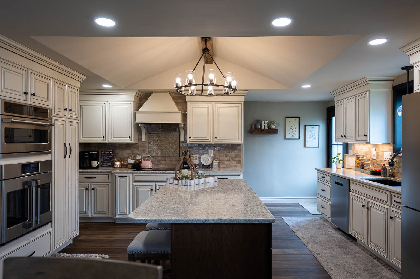 Unique Granite Worx Opens Large Indoor Granite Showroom